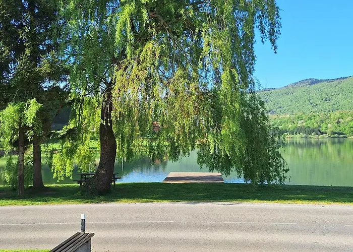 Apartment Sabljaci By The Lake